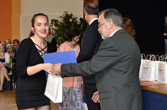 KK SOČ 2018: Martina dostává diplom