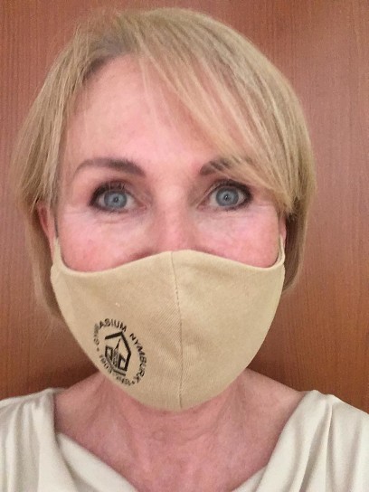 Vladimíra Sedlatá portréty v rouškách